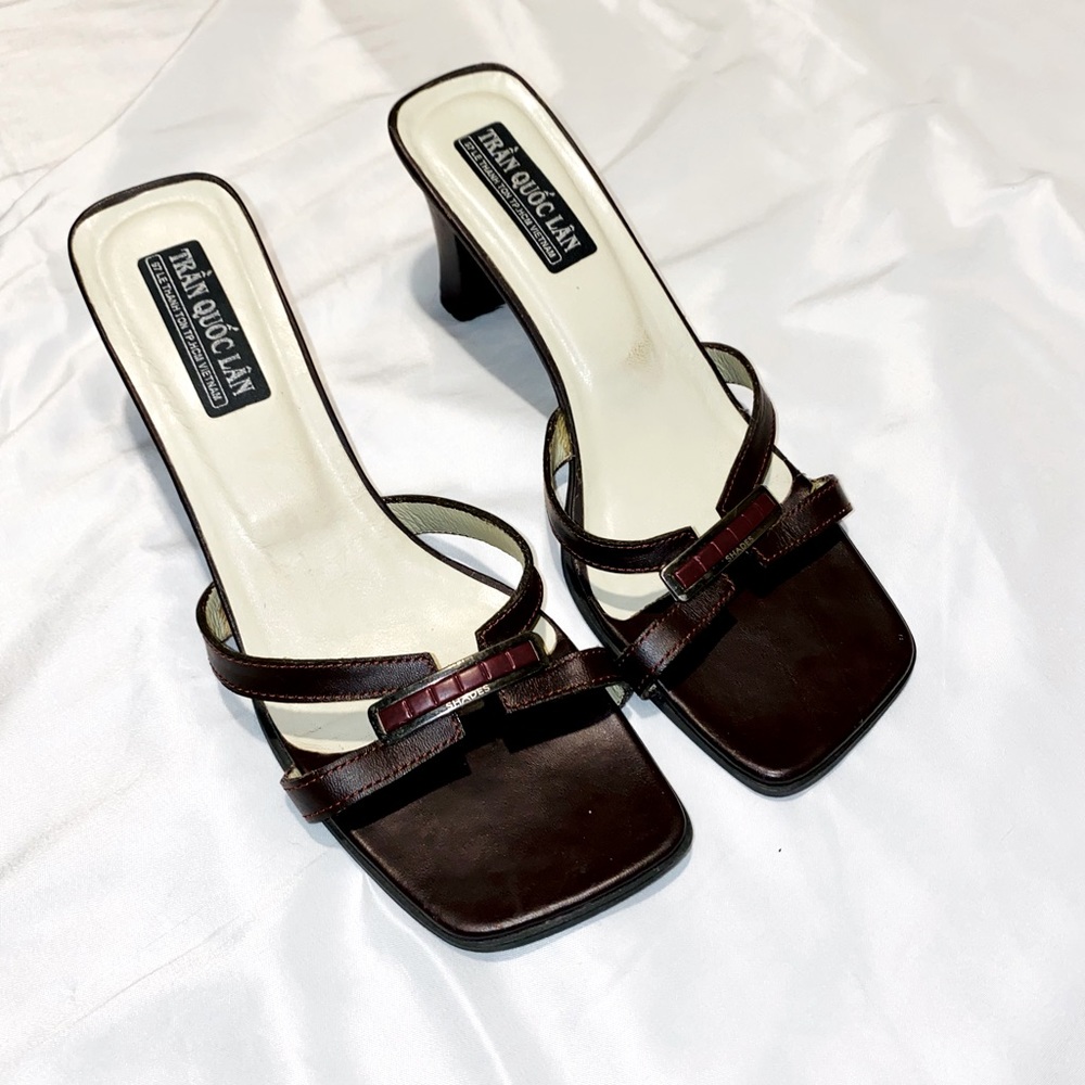 Brown Open Toe Kitten Heels with Red Stone Detail